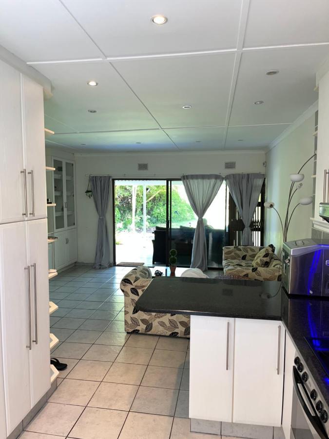 Mtunzi Park, 39 Peaceful Shores Villa Scottburgh Esterno foto