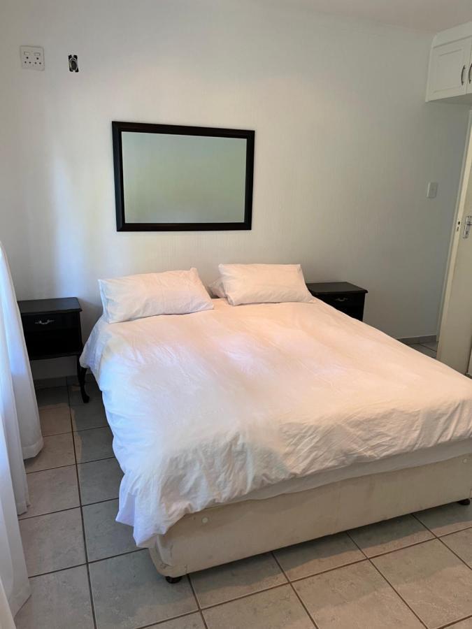 Mtunzi Park, 39 Peaceful Shores Villa Scottburgh Esterno foto